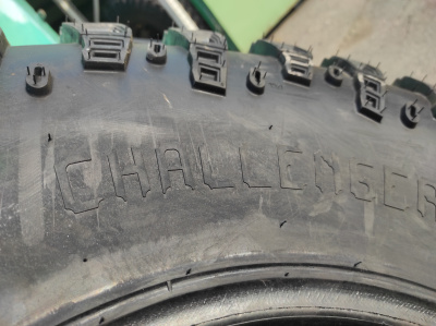 Резина Аcustica Challenger 37-12.5-17 124К